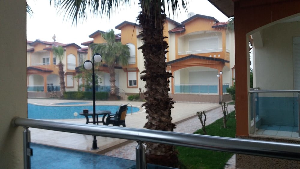 Белек: HNS Belek