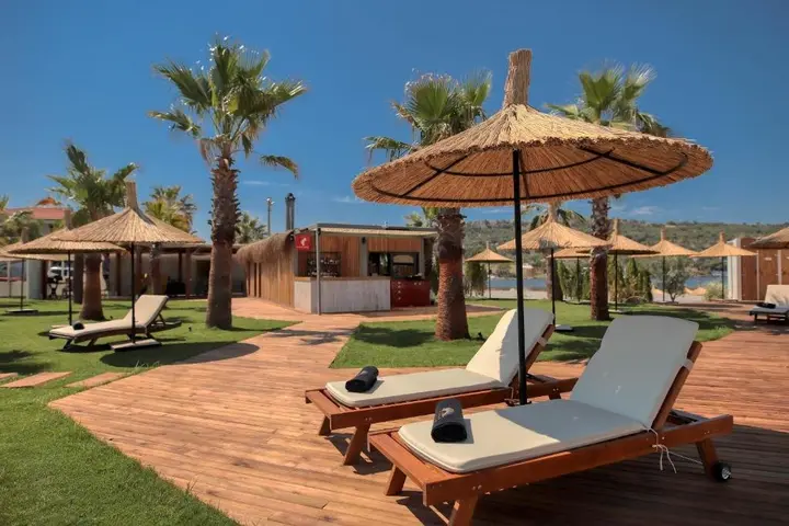 Айвалык: Anda Beach Bistro & Rooms
