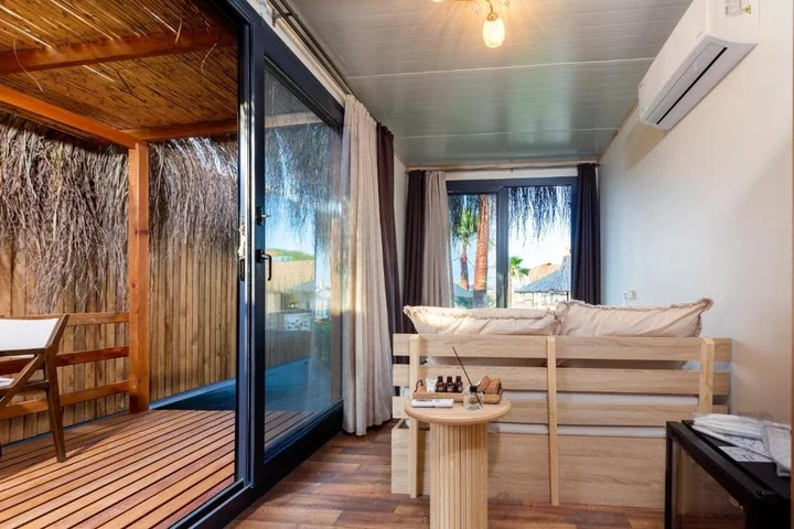 Айвалык: Anda Beach Bistro & Rooms