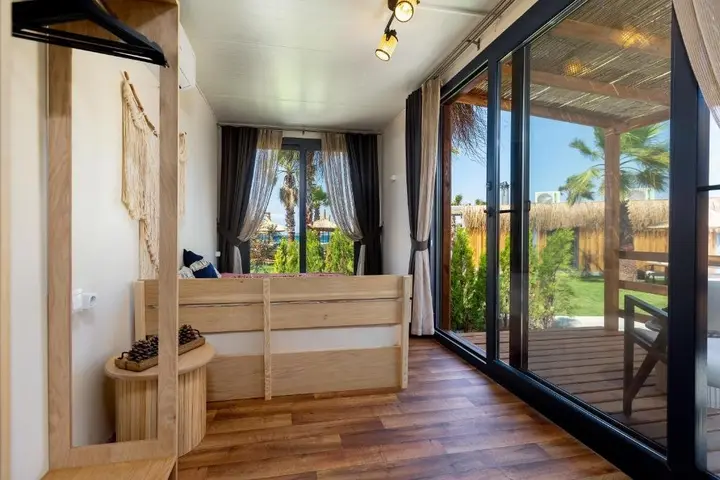 Айвалык: Anda Beach Bistro & Rooms