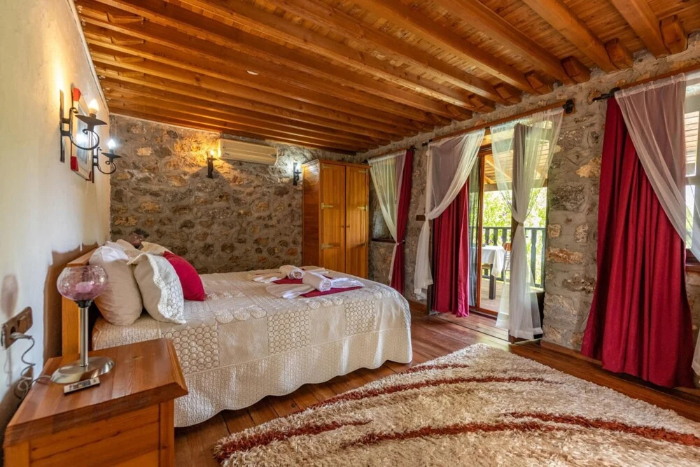 Мугла: Villa With Pool Surrounded by Nature in Fethiye