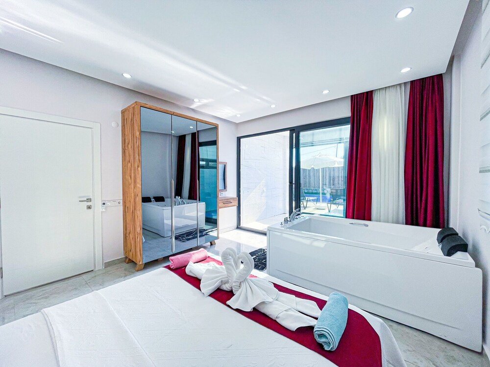 Исламлар: Exclusive Sheltered Villas