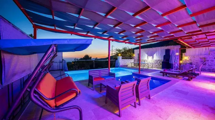 Sleek Villa With Pool Backyard Jacuzzi in Kas — фото 5
