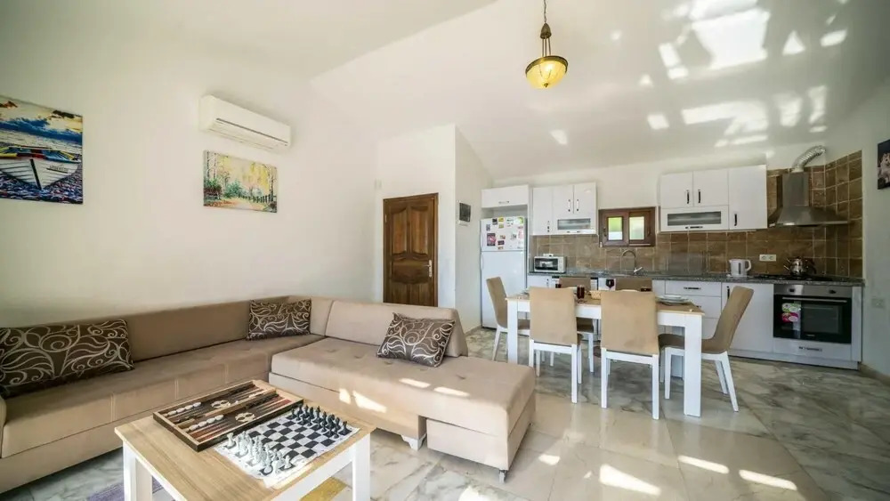 Исламлар: Sleek Villa With Pool Backyard Jacuzzi in Kas