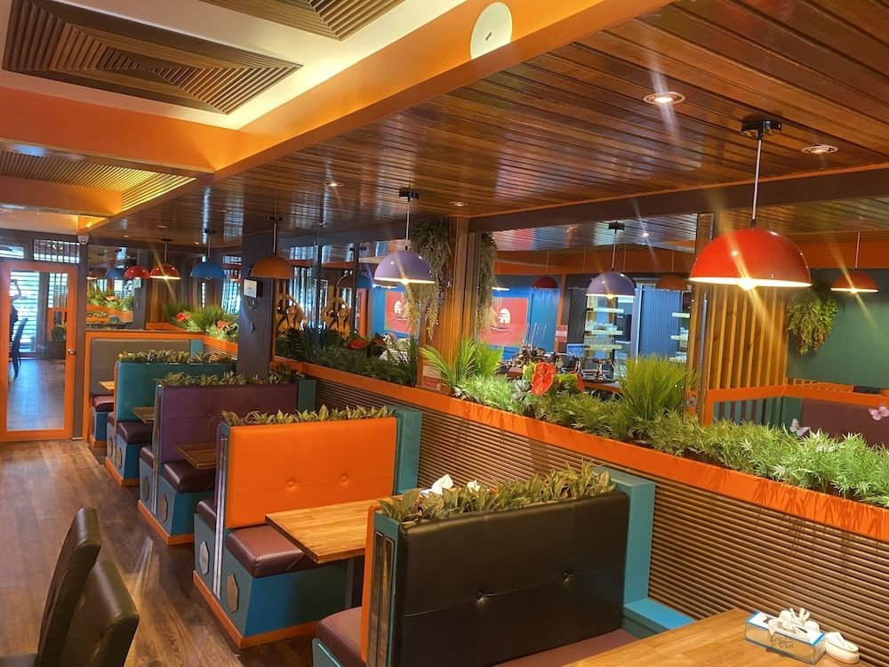 Северный атолл Мале: The Hive Beach Hotel