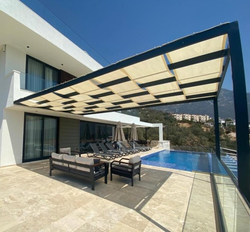 Калкан: Spacious Villa With Sea View and Pool in Kalkan