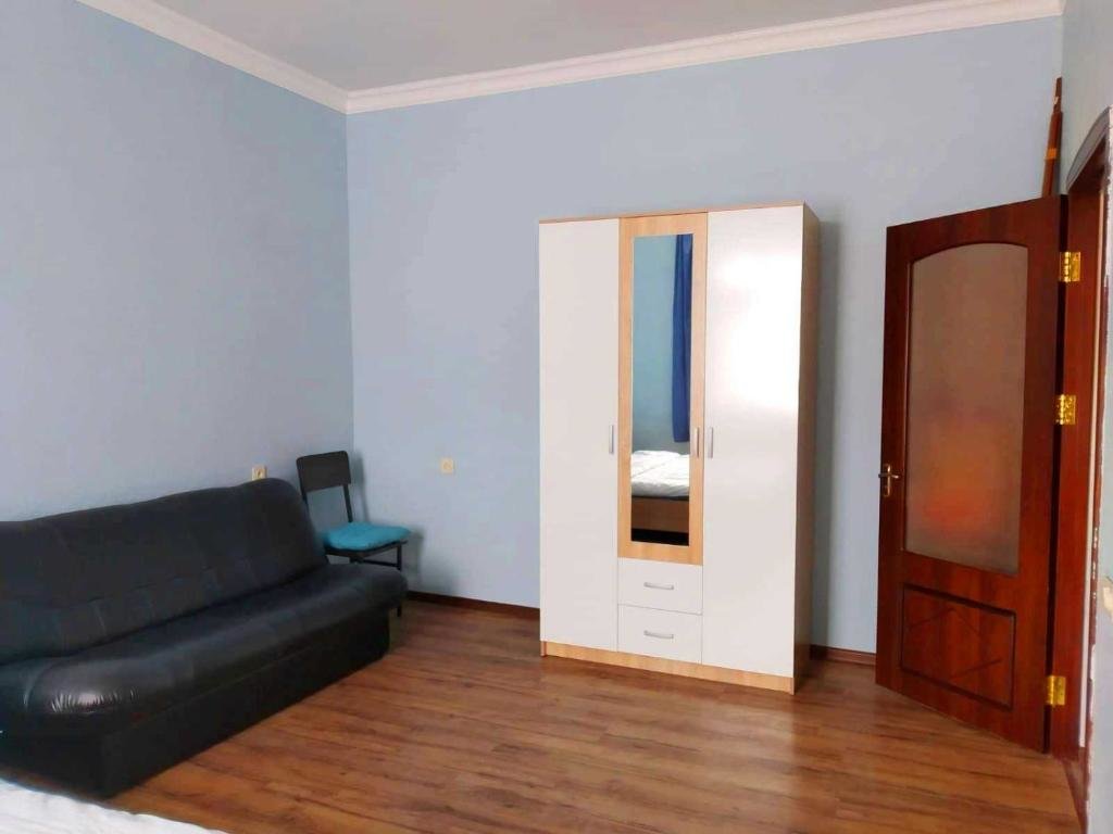 Apartment near Sasundci Davit Metro Station — фото 5