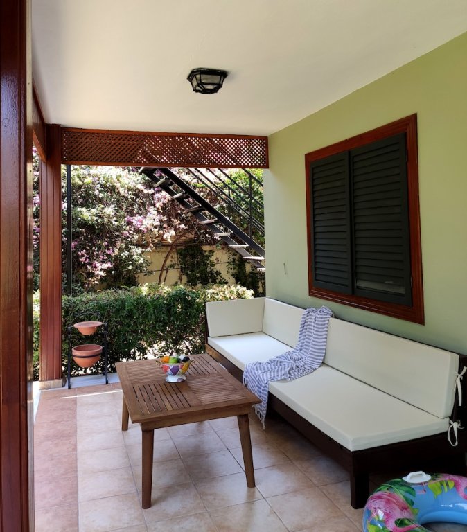Чиралы: Pinea Hotel