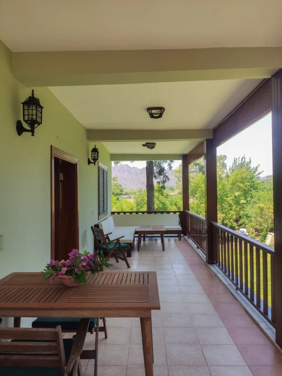 Чиралы: Pinea Hotel