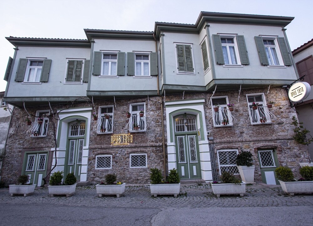 Айвалык: Opus 1910 Otel