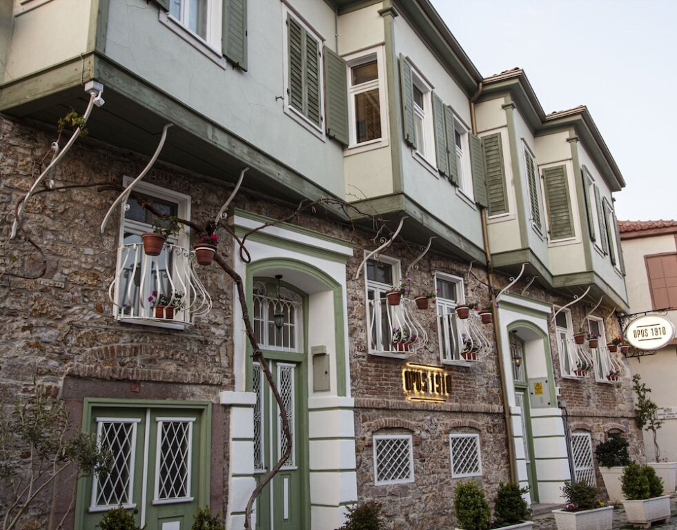 Айвалык: Opus 1910 Otel