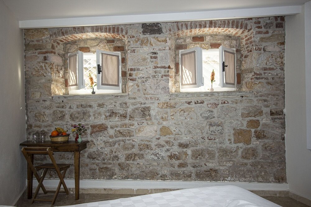 Айвалык: Opus 1910 Otel