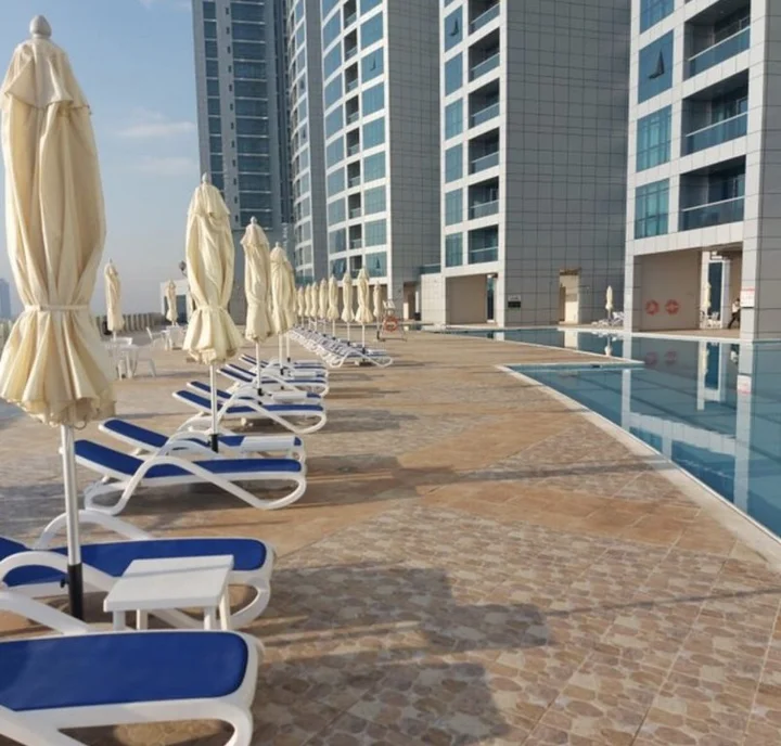 Аджман: Апартаменты Золотой Клевер - ОАЭ Corniche Residence Ajman