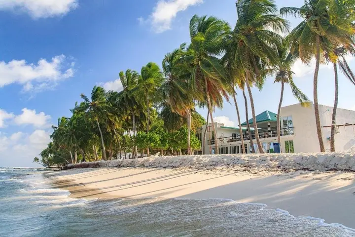 Атолл Баа: Dhonfulhafi Beach View & Spa