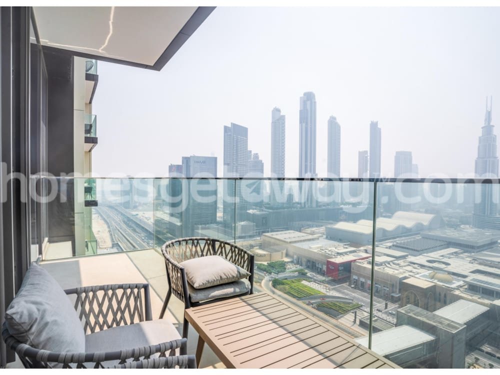 Дубай: Homesgetaway-3BR Apt. in Downtown Views