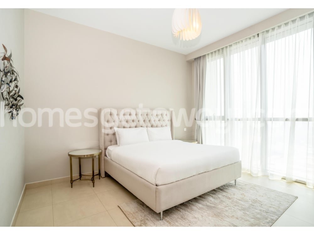 Дубай: Homesgetaway-3BR Apt. in Downtown Views