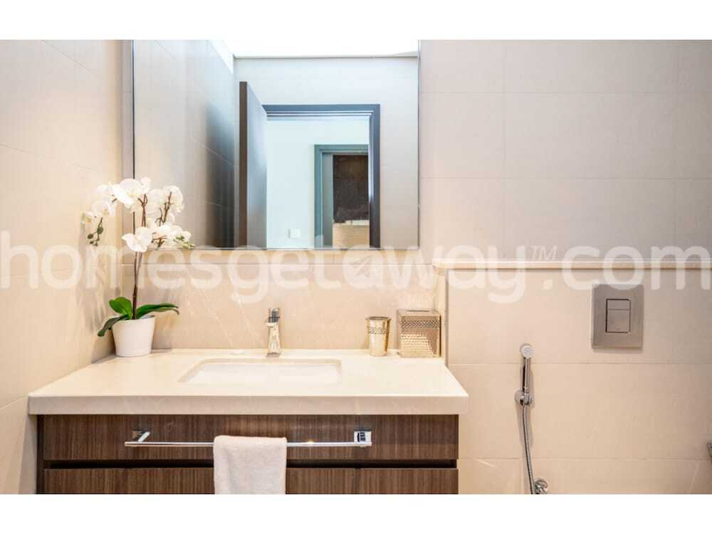 Дубай: Homesgetaway- Cozy 3BR in Downtown Views