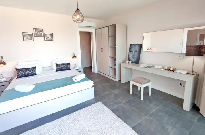 Коюнбаба: 5 Bedroom Luxury Villa With Private Pool and Private Beach in Bodrum-gumusluk 2
