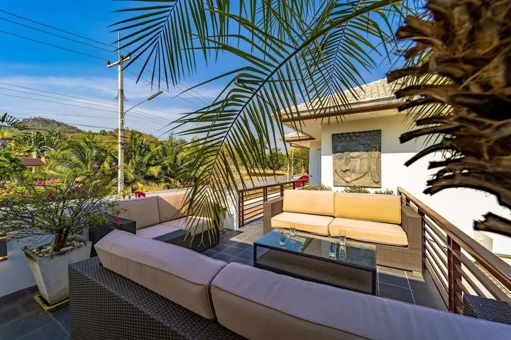 Хуахин: 3 Bed Pool Villa in Great Location - STV