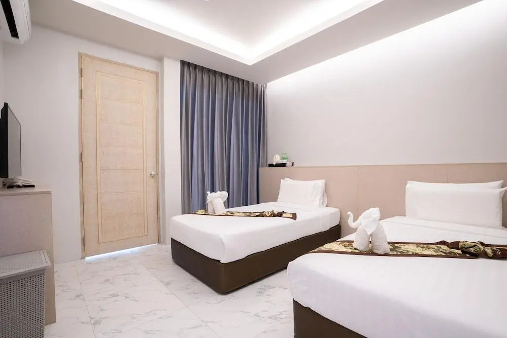 Тхаланг: Gold Chariot Pool Villa