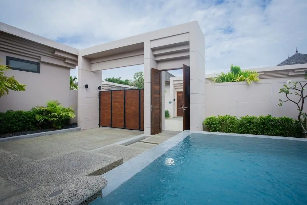 Тхаланг: Gold Chariot Pool Villa