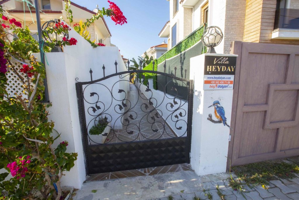Дальян: Villa Heyday