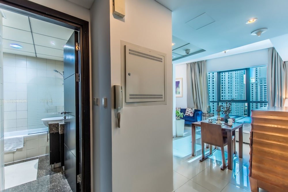 Дубай: Quest Bay Central West Tower