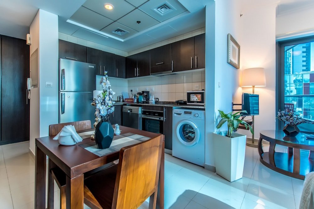 Дубай: Quest Bay Central West Tower