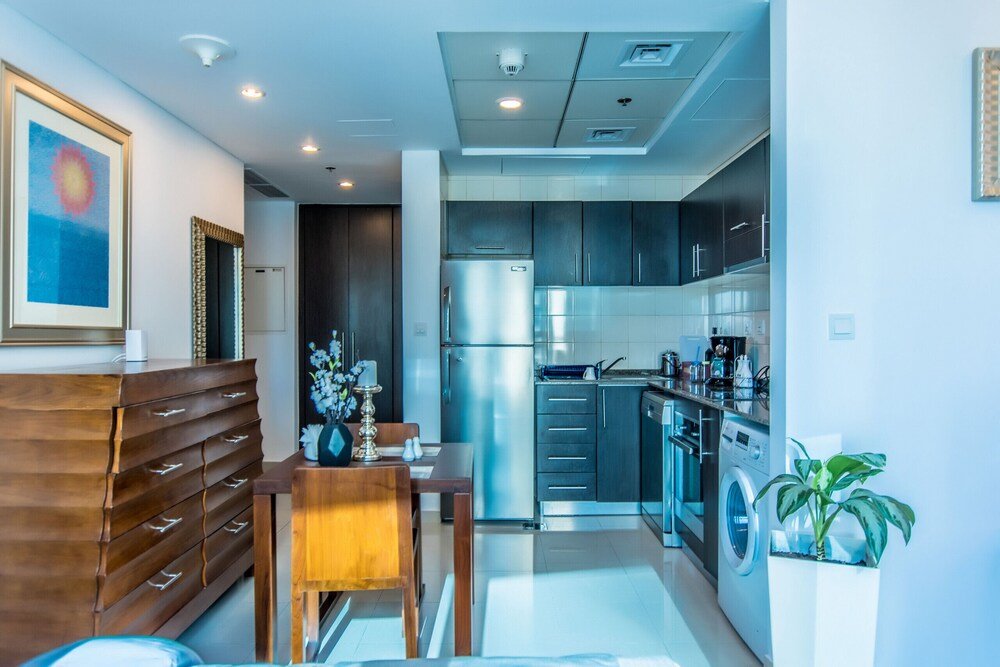 Дубай: Quest Bay Central West Tower