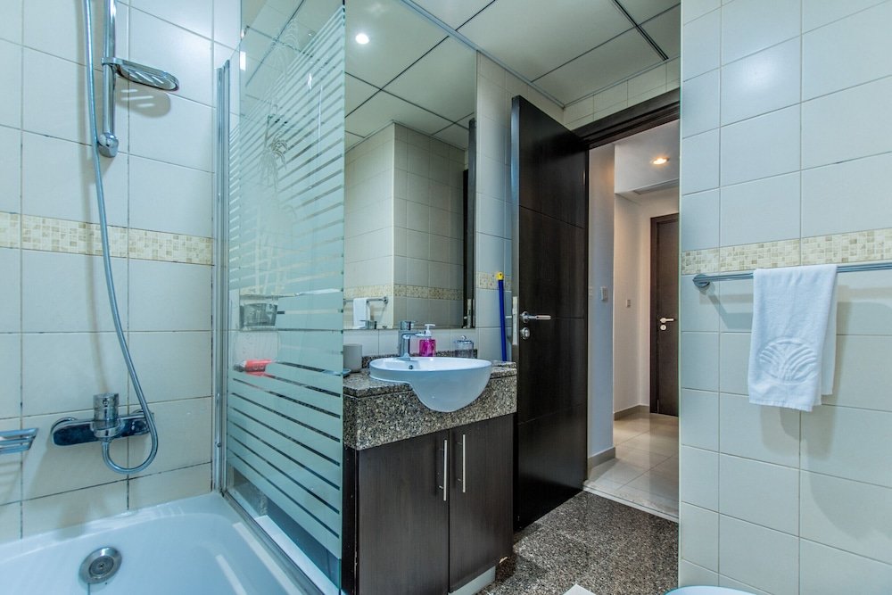 Дубай: Quest Bay Central West Tower