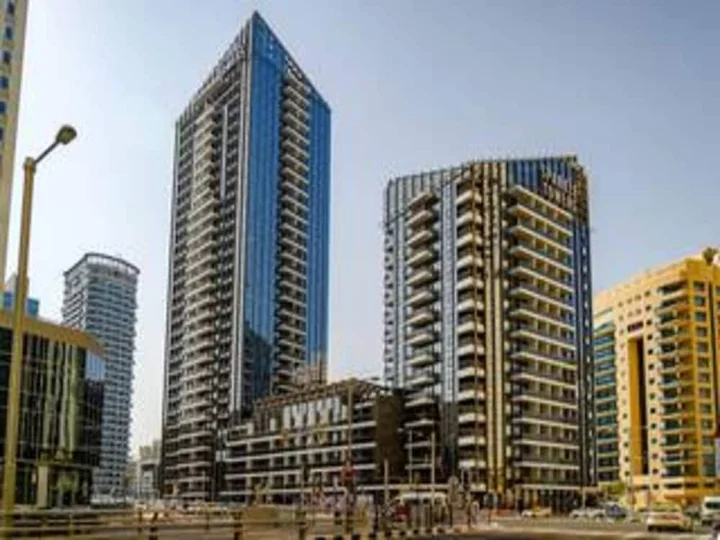Дубай: Luton Vacation Homes - Sparkle Towers