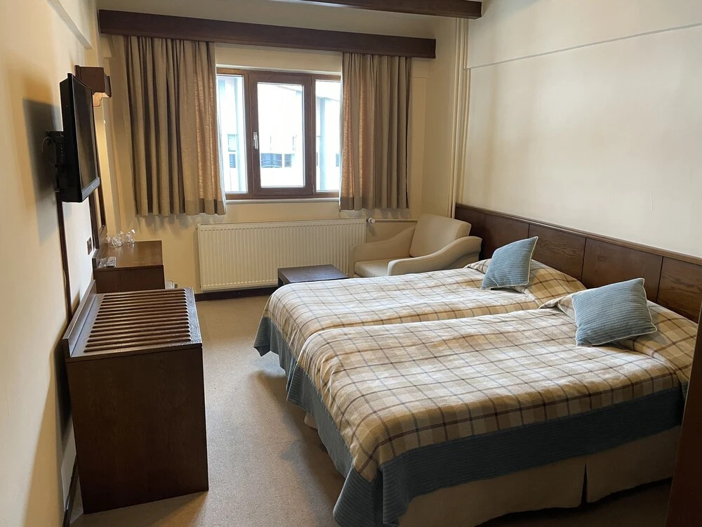 Османгази: Beceren Hotel
