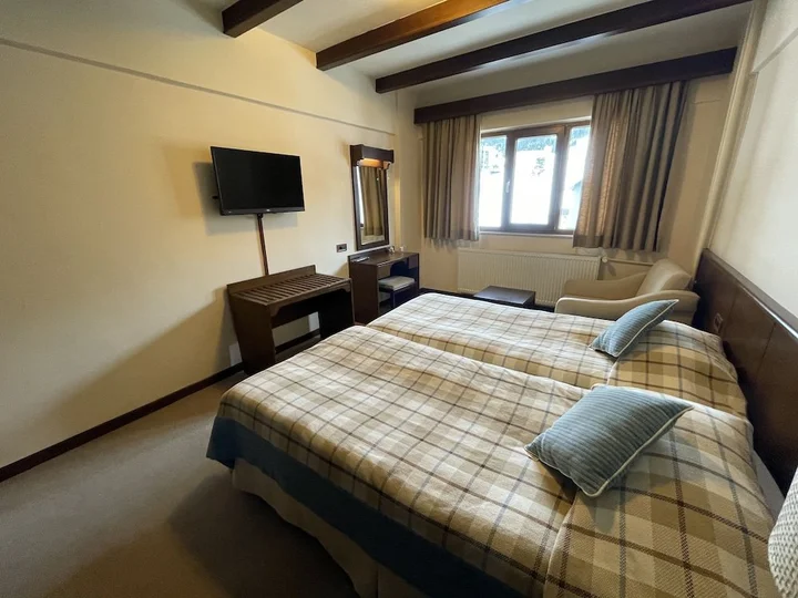 Османгази: Beceren Hotel