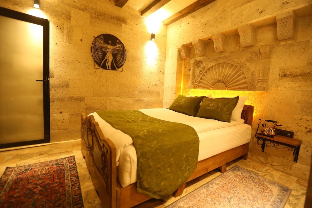Учисар: Akritis Suit Cappadocia