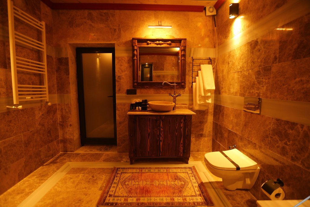 Учисар: Akritis Suit Cappadocia