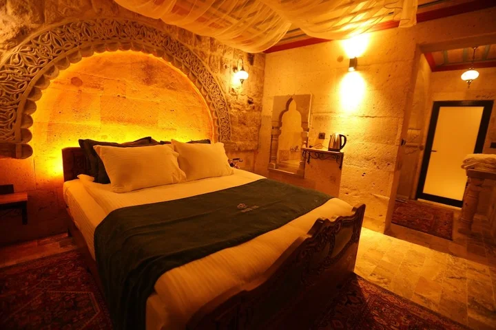 Учисар: Akritis Suit Cappadocia