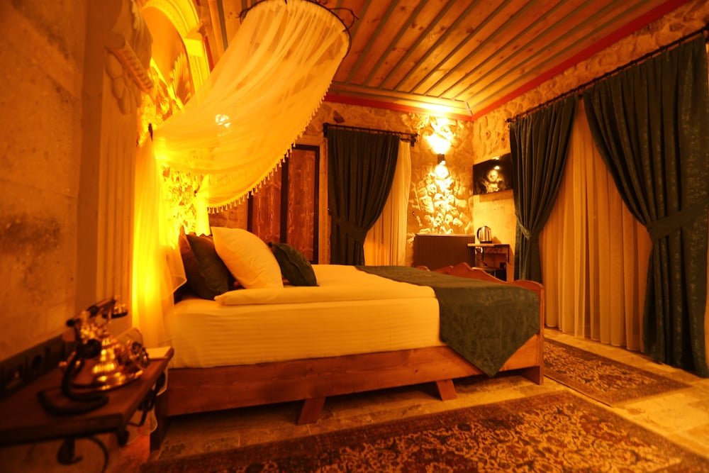 Учисар: Akritis Suit Cappadocia