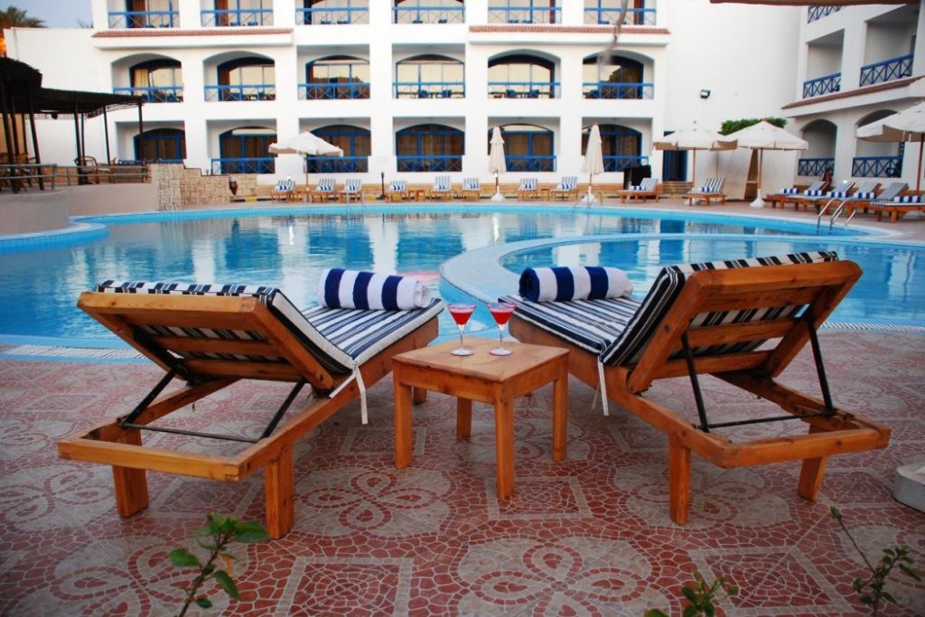 Шарм-эш-Шейх (Шарм-эль-Шейх): El Khan Sharm Hotel