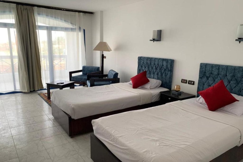 Шарм-эш-Шейх (Шарм-эль-Шейх): El Khan Sharm Hotel