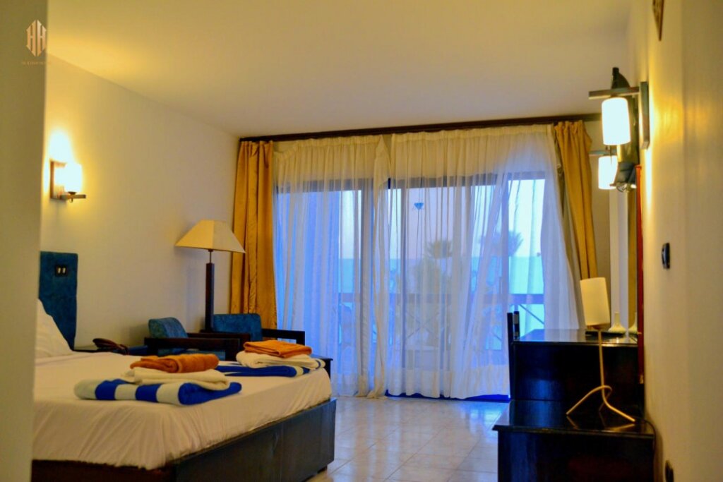 Шарм-эш-Шейх (Шарм-эль-Шейх): El Khan Sharm Hotel