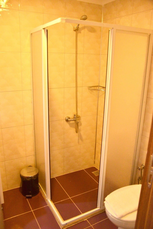 Текирова: Dream Town Hotel & Restaurant