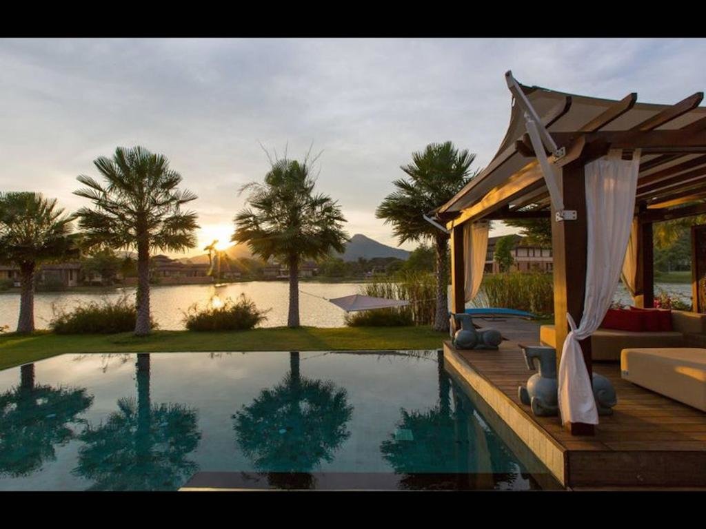 Хуахин: Dasiri Lakefront Villa Premium