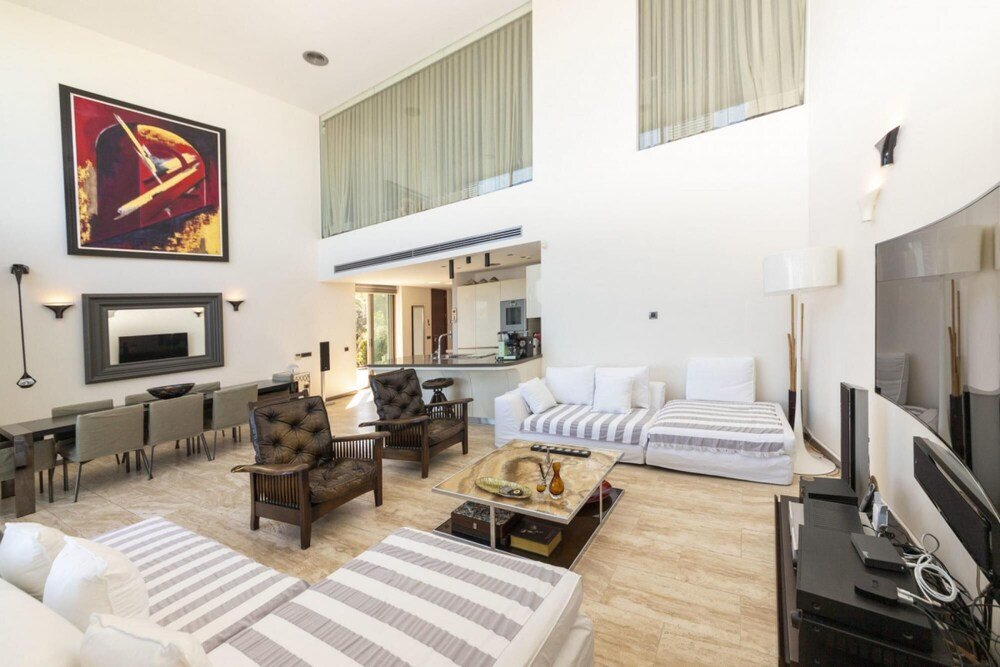 Голькой: Marvelous Villa With a Private Beach in Bodrum