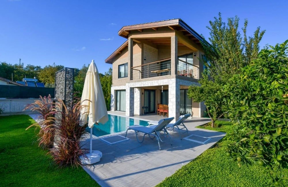 Gorgeous Villa With Private Pool and Jacuzzi in Fethiye — фото 5