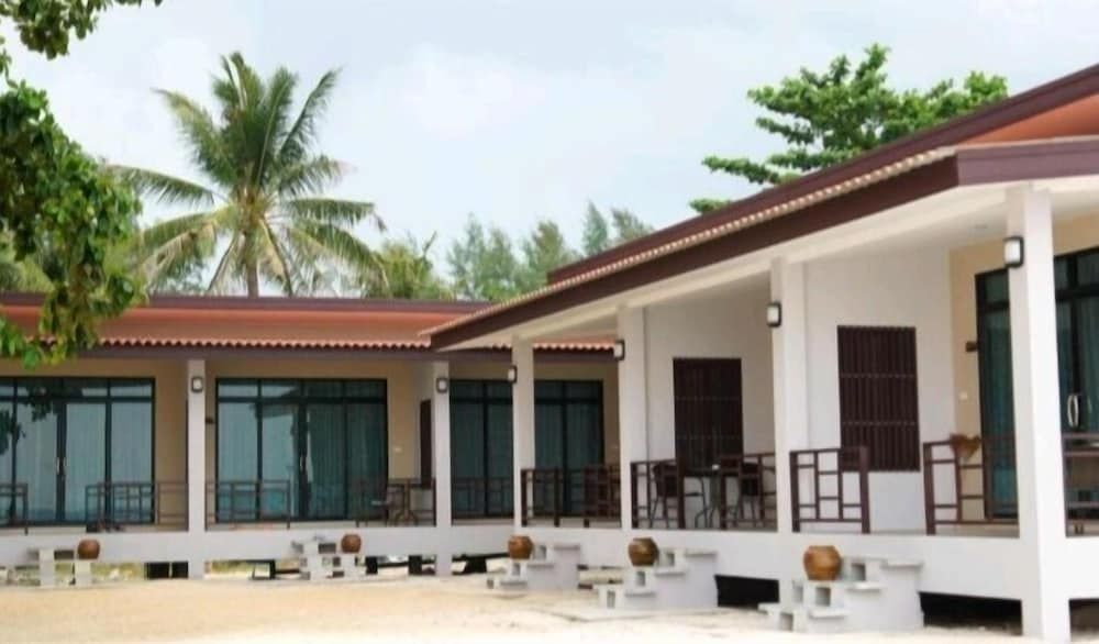 Ко-Пханган: Crystal white sand resort