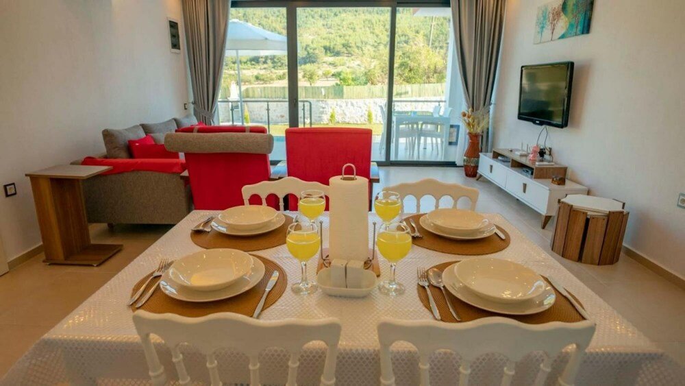 Сарыбелен: Great Villa With Private Pool And Jacuzzi In Kas