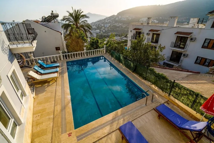 Калкан: Flat With Shared Pool and Shared Backyard in Kas