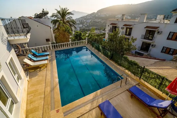 Калкан: Flat With Shared Pool and Shared Backyard in Kas