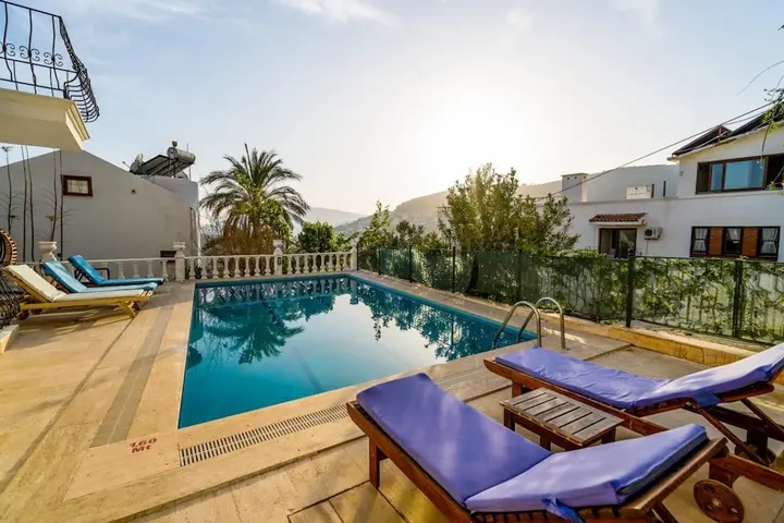 Калкан: Flat With Shared Pool and Shared Backyard in Kas
