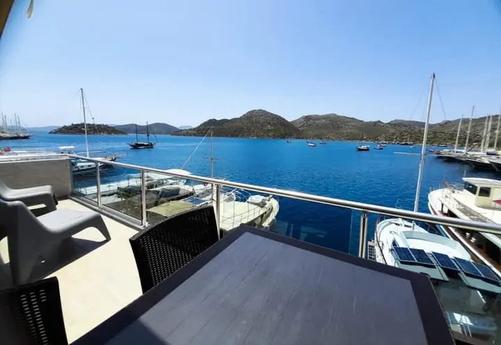 Мугла: Cozy Flat With Sea View Near Beach in Bozburun
